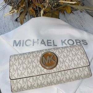 Authentic Michael Kors monogram wallet
